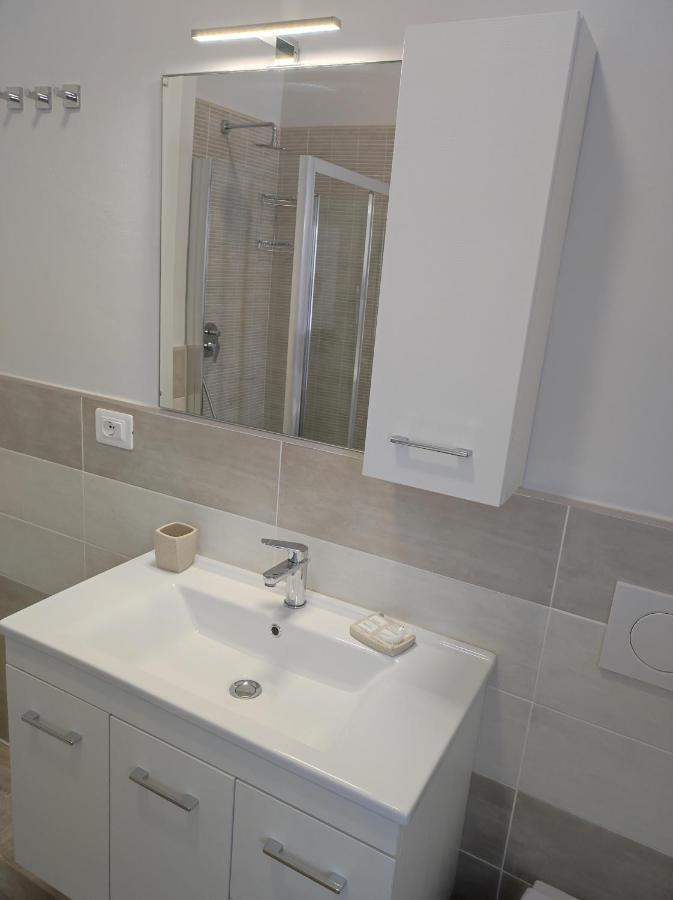 Apartmán Casa Violina Lido di Camaiore Exteriér fotografie